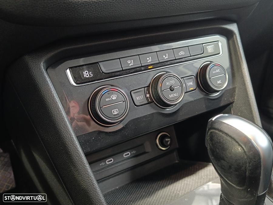 VW Tiguan Allspace 2.0 TDI Confortline DSG - 13