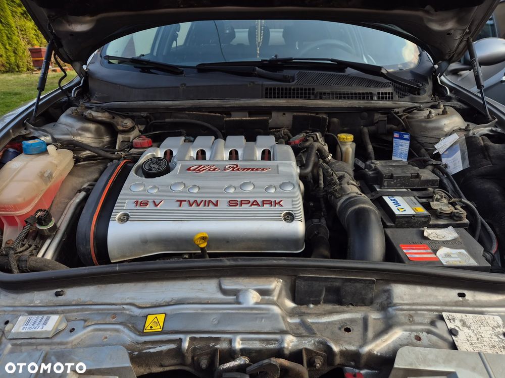 Alfa Romeo 147 1.6 Twin Spark Black Line - 10