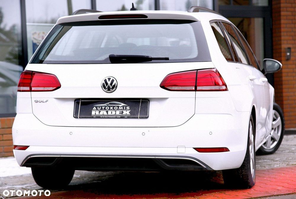 Volkswagen Golf - 23