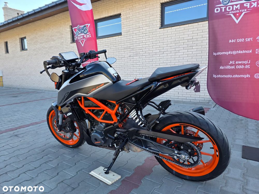 KTM Duke - 19
