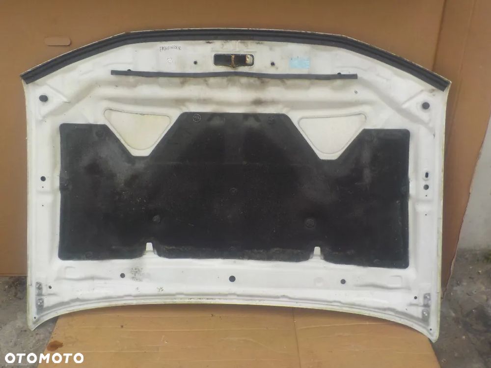 NISSAN PATHFINDER R51 MASKA  326 - 7