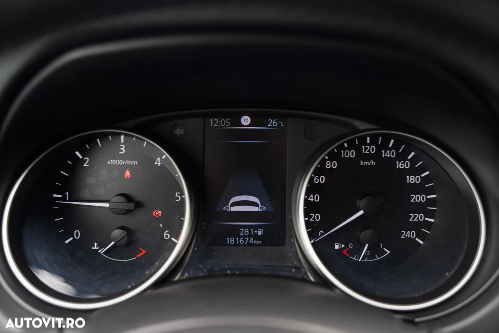 Nissan Qashqai 1.5 DCI N-CONNECTA - 27