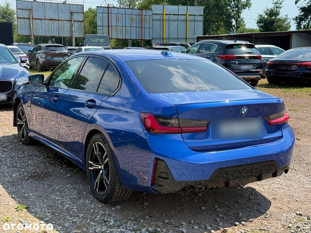 BMW Seria 3 318d M Sport - 14