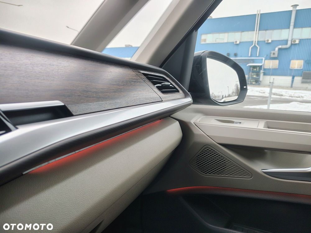 Volkswagen multivan Nowy Multivan L2 2.0 TSI 204 KM DSG 7 biegowa FWD - 23