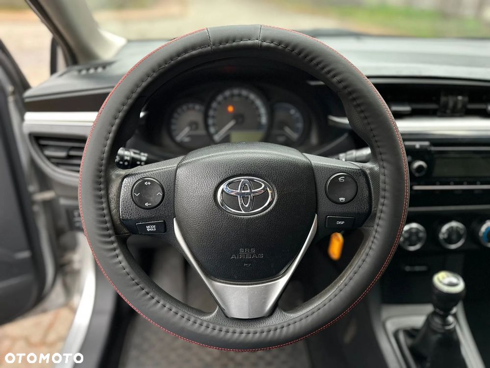 Toyota Corolla 1.6 Active EU6 - 15