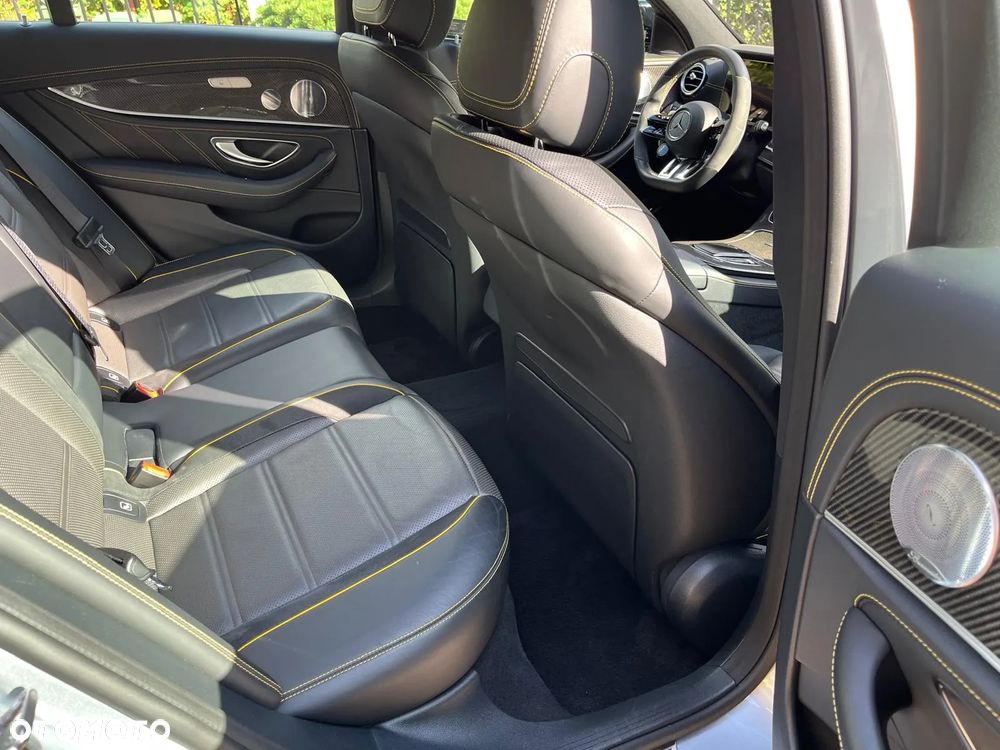 Mercedes-Benz Klasa E AMG 63 S 4-Matic+ - 23