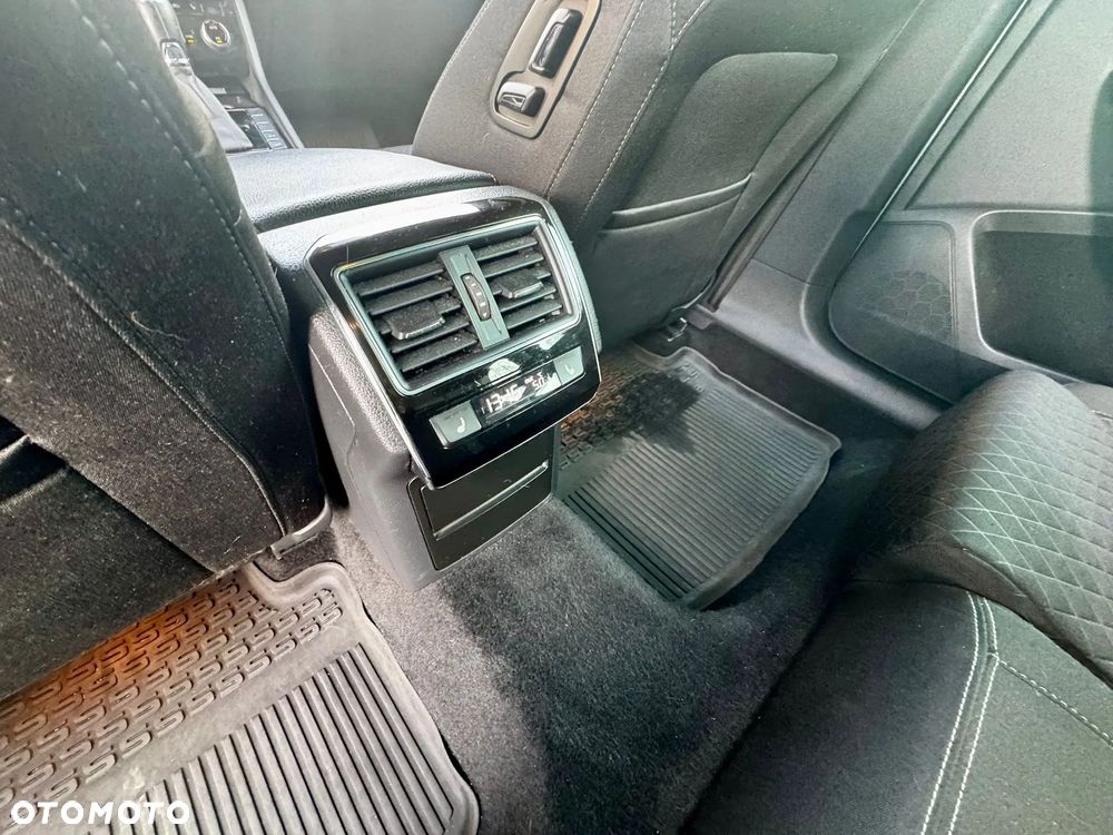 Skoda Superb 2.0 TDI Style DSG - 18