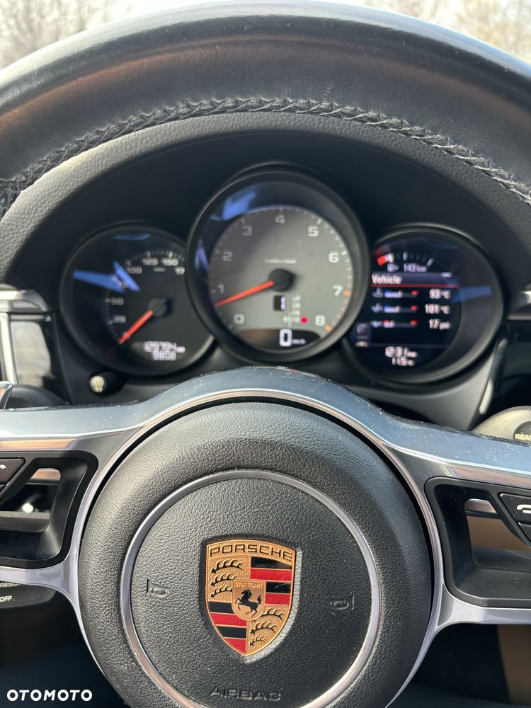 Porsche Macan S - 15