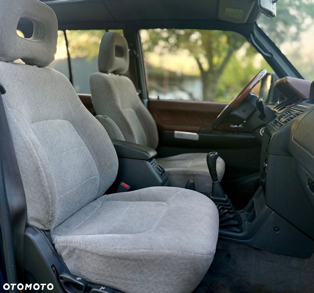 Mitsubishi Pajero - 7