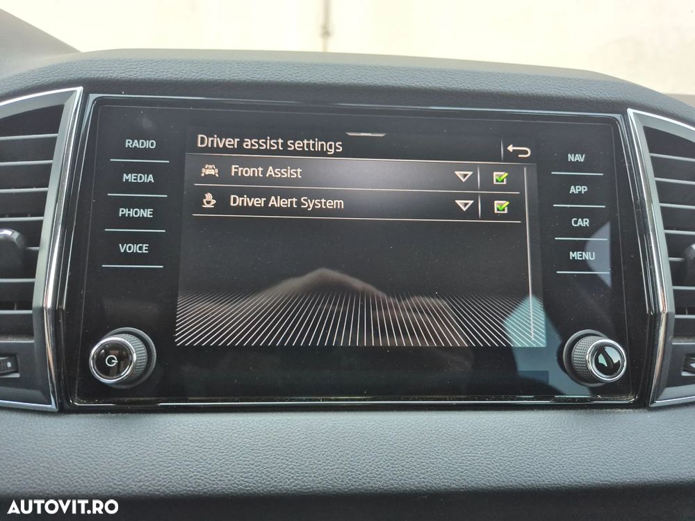 Skoda Karoq 1.5 TSI DSG Ambition - 27