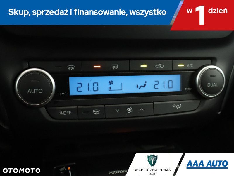 Toyota Avensis - 18