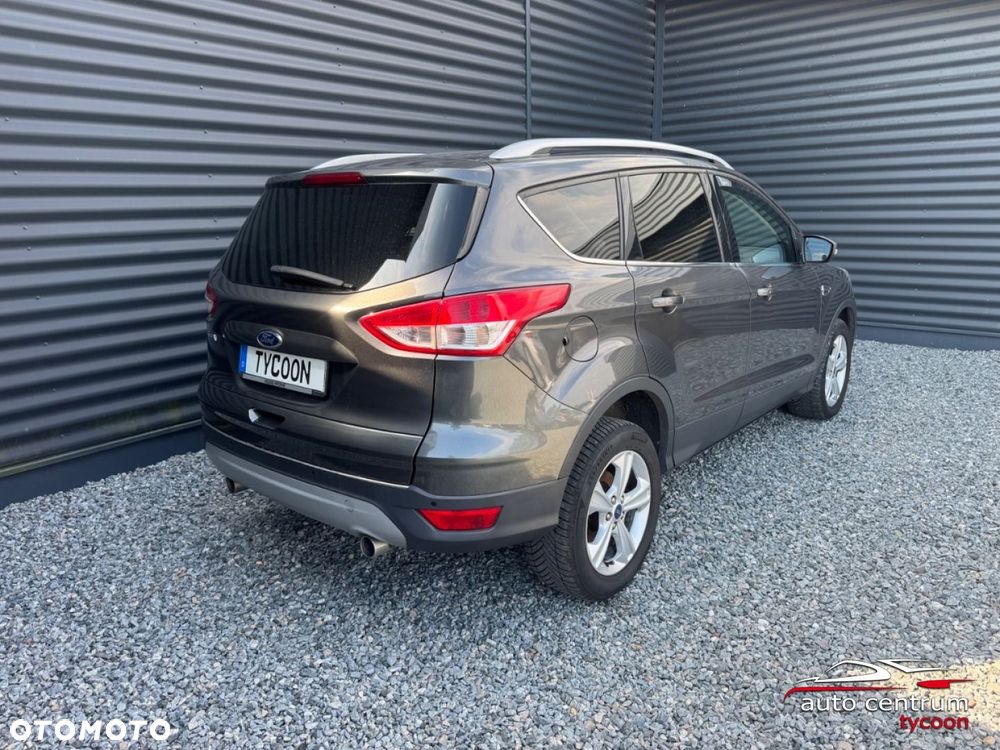 Ford Kuga - 2