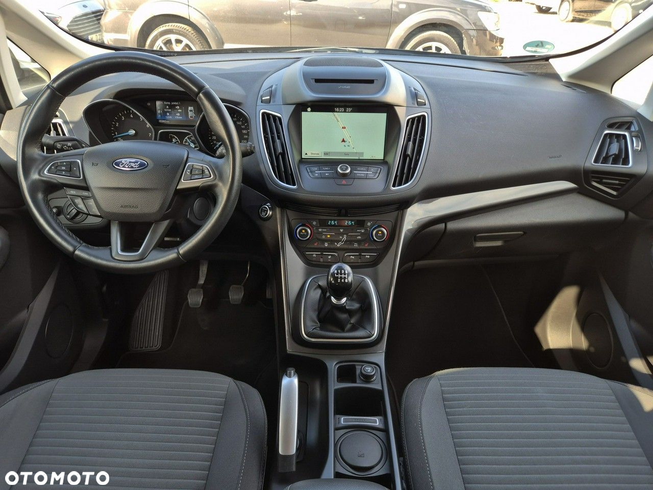 Ford Grand C-MAX 1.5 EcoBoost Start-Stopp-System Titanium - 20