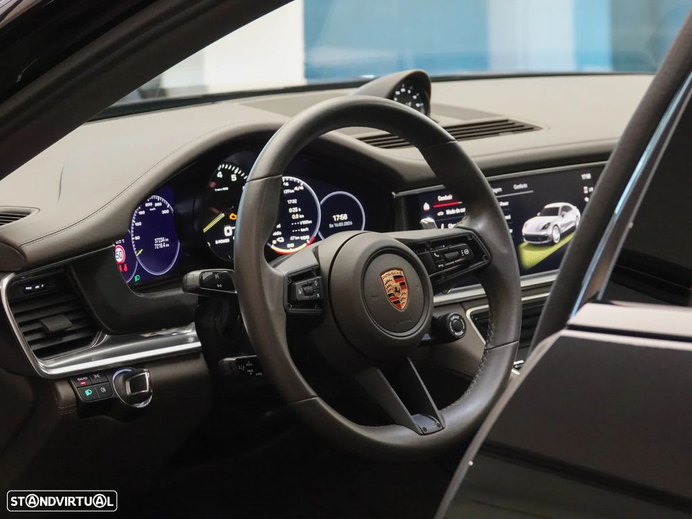 Porsche Panamera 4 E-Hybrid Platinum Edition com PDLS - 17