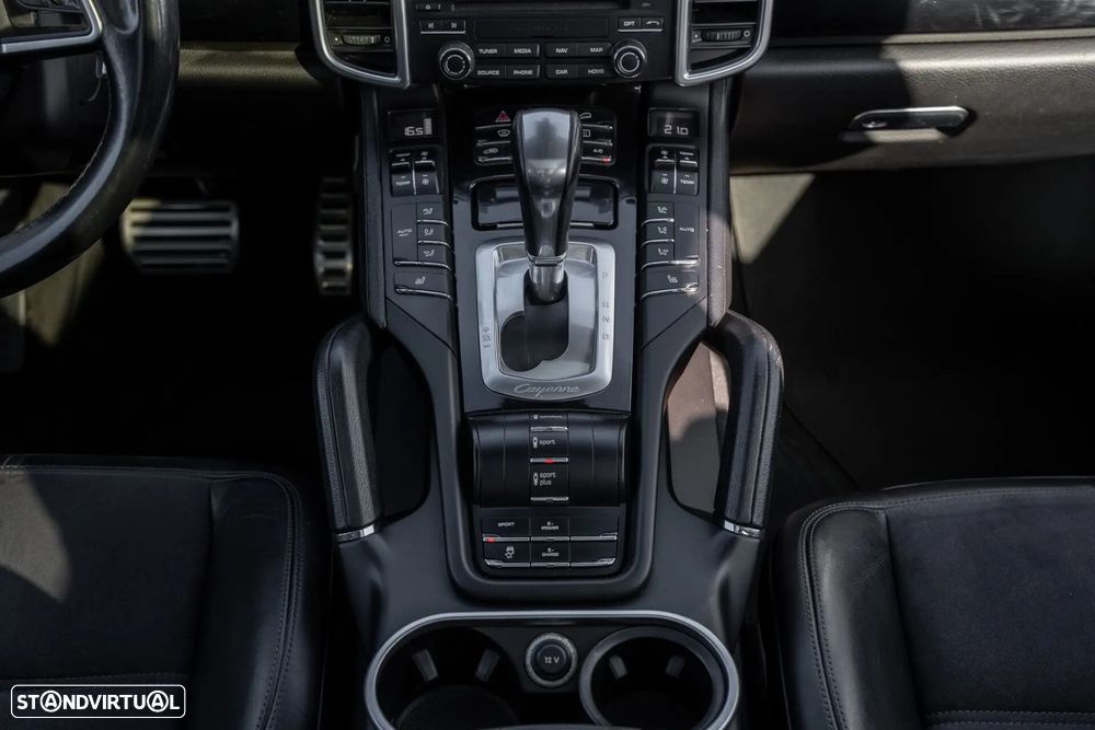 Porsche Cayenne S E-Hybrid - 17