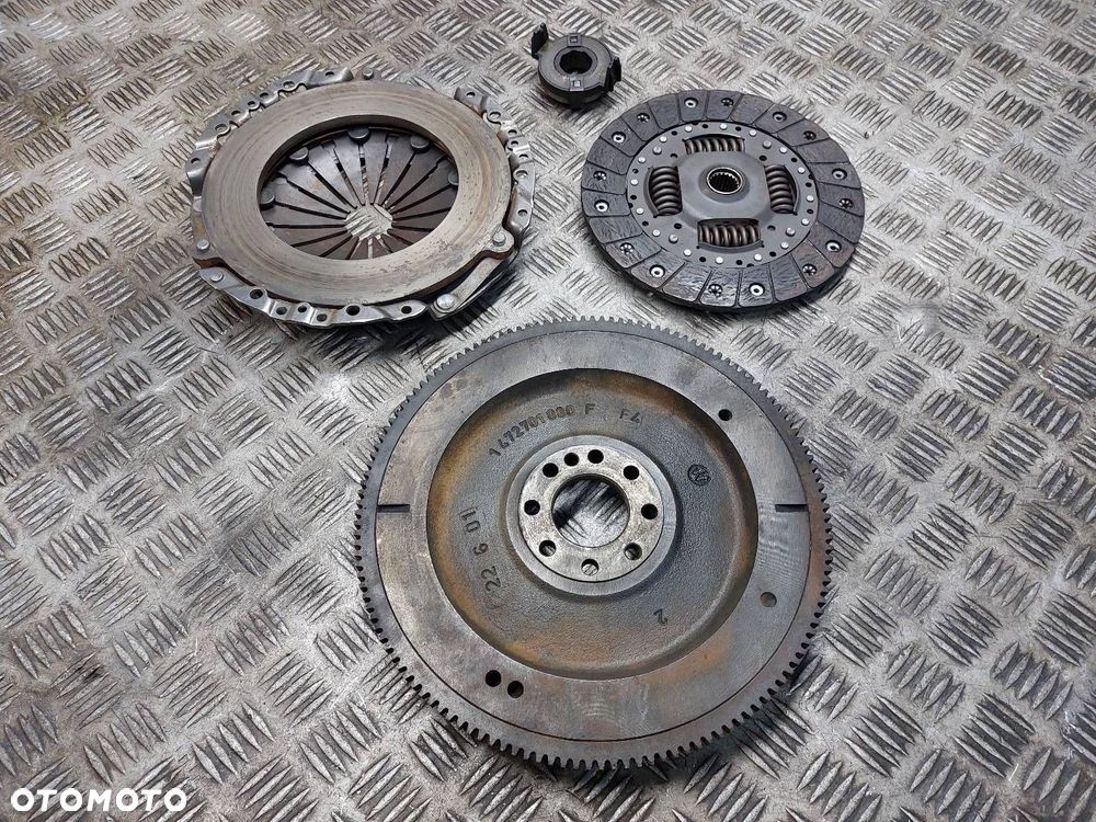 SPRZĘGŁO TARCZA + DOCISK + ŁOŻYSKO + KOŁO ZAMACHOWE FIAT DUCATO II 1.9 TD - 6
