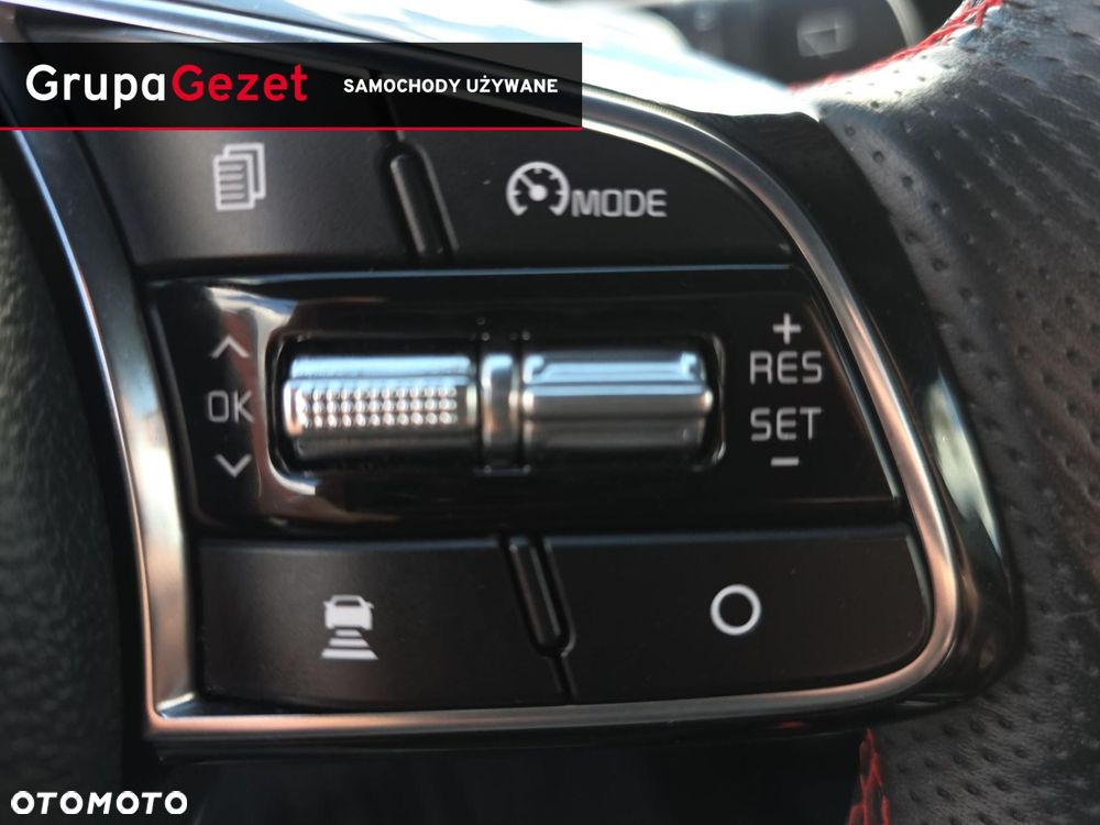 Kia ProCeed 1.6 T-GDI GT DCT - 24