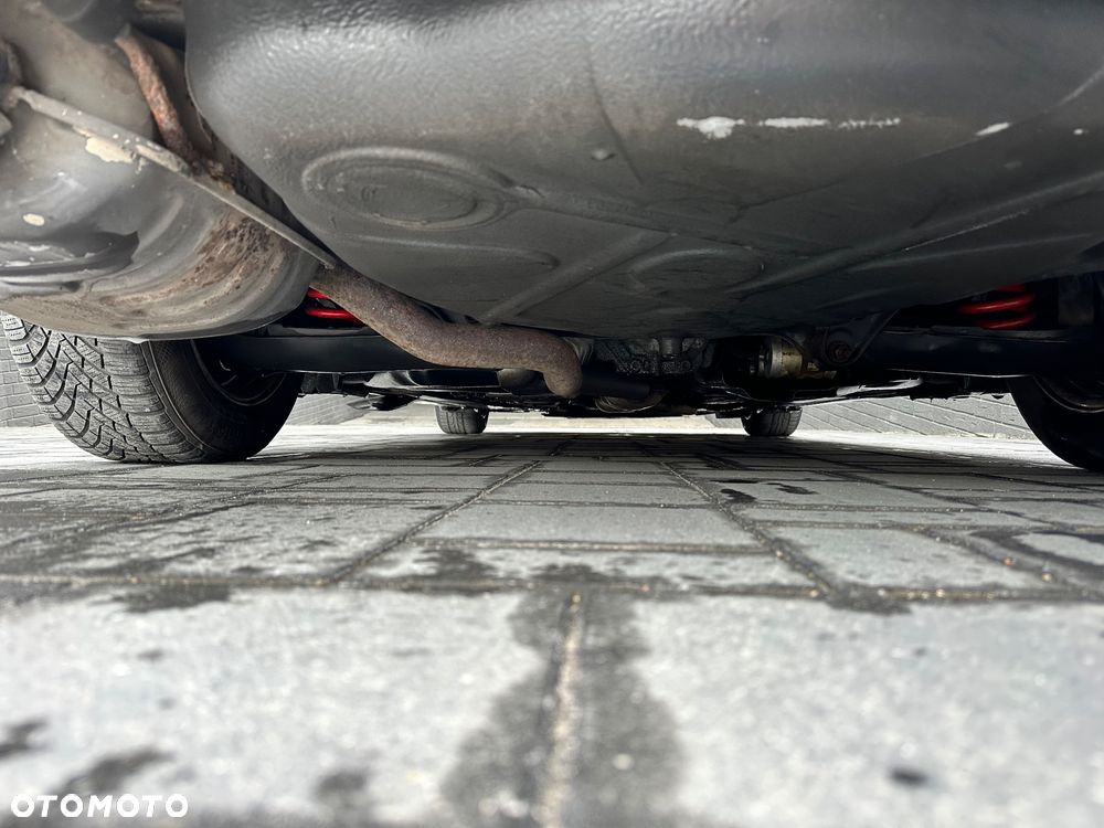 Mercedes-Benz CLK - 25