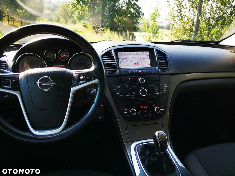 Opel Insignia - 2