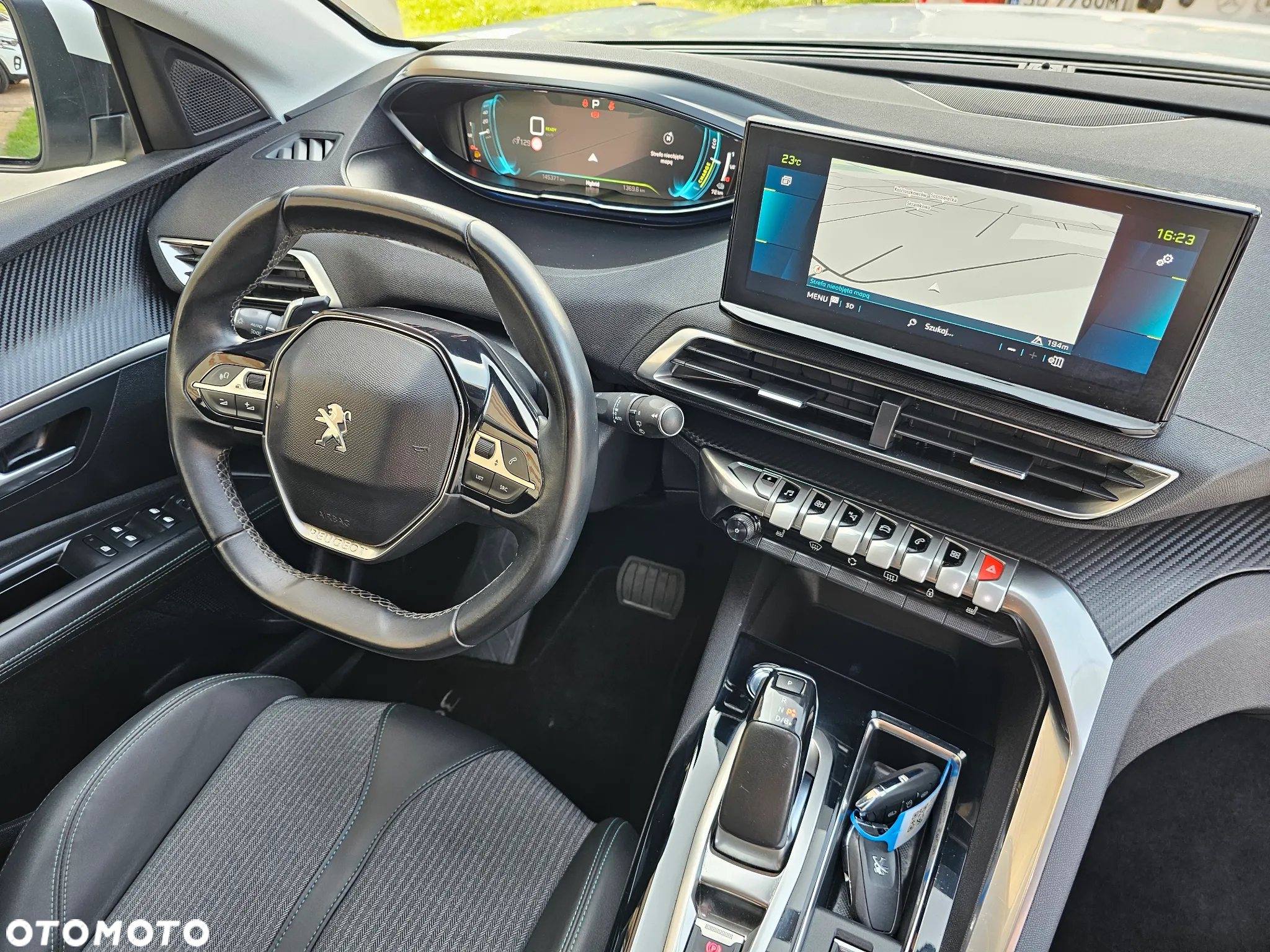 Peugeot 3008 Plug-In Hybrid 225 e-EAT8 Allure Pack - 28