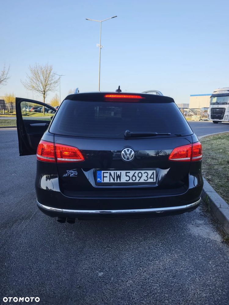 Volkswagen Passat 2.0 TDI DPF DSG Highline - 18