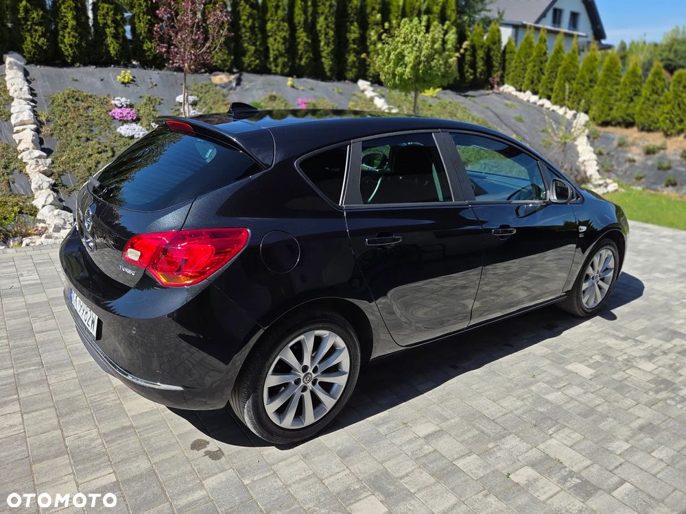 Opel Astra - 2