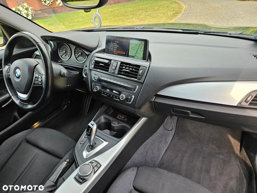 BMW Seria 1 120d Sport Line - 19