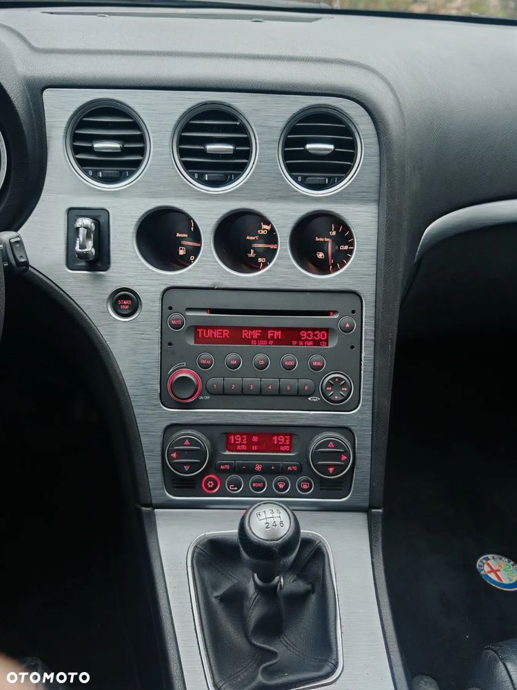 Alfa Romeo 159 1750TBi Sport - 11