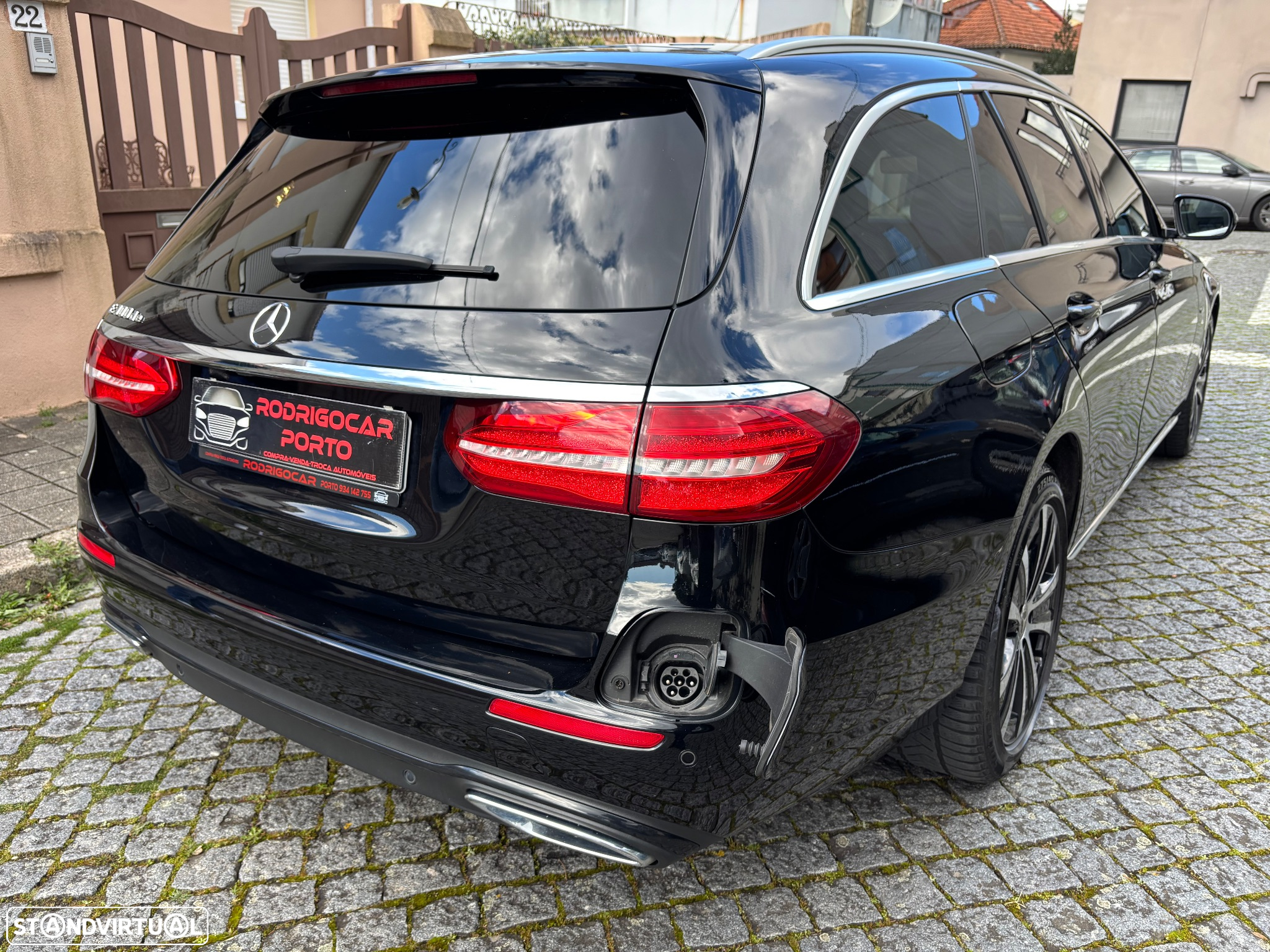 Mercedes-Benz E 300 de Avantgarde 4Matic - 43