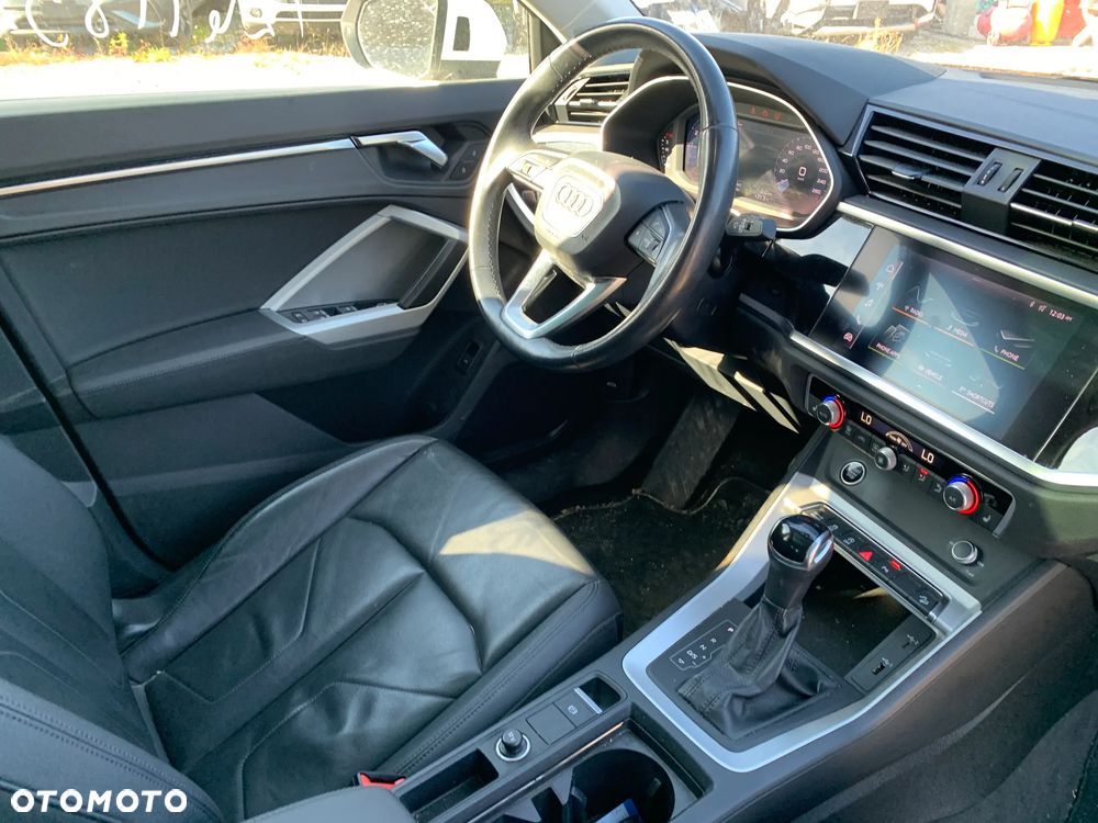 Audi Q3 - 12