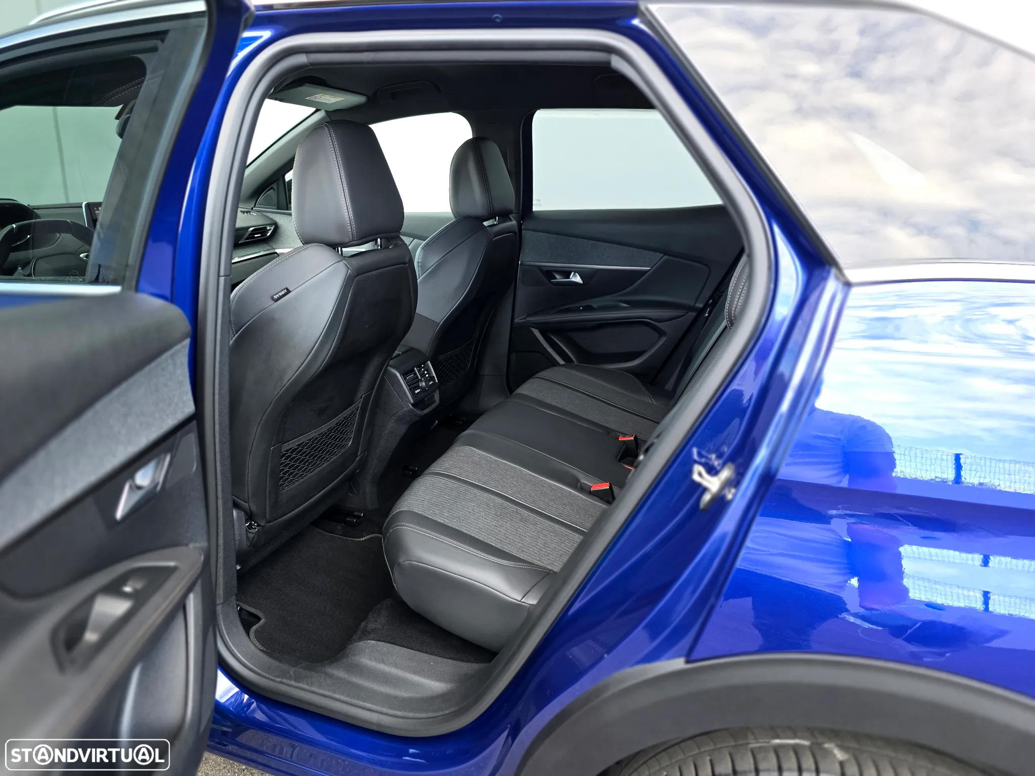Peugeot 3008 1.6 BlueHDi GT Line EAT6 - 34