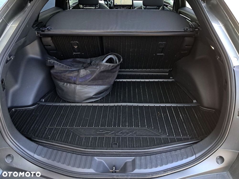 Toyota bZ4X 71.4kWh Executive - 11
