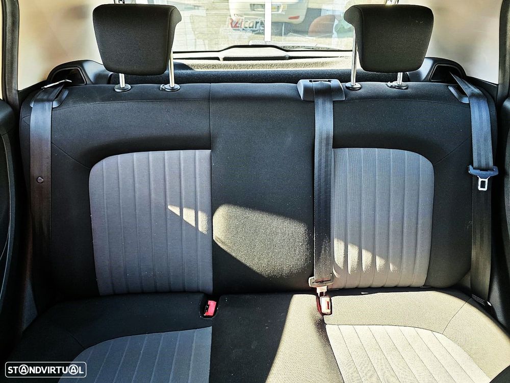 Fiat Punto 1.3 M-Jet Easy S&S - 12