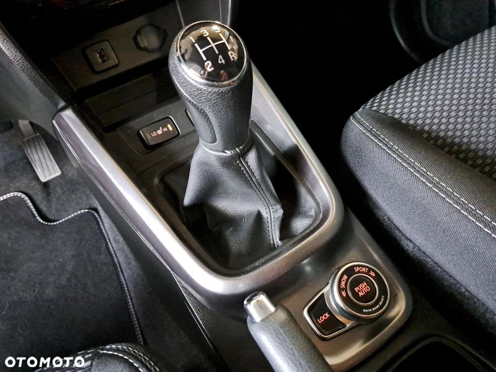 Suzuki Vitara 1.0 Boosterjet Premium 4WD - 25