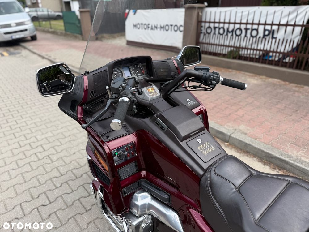 Honda GL - 22