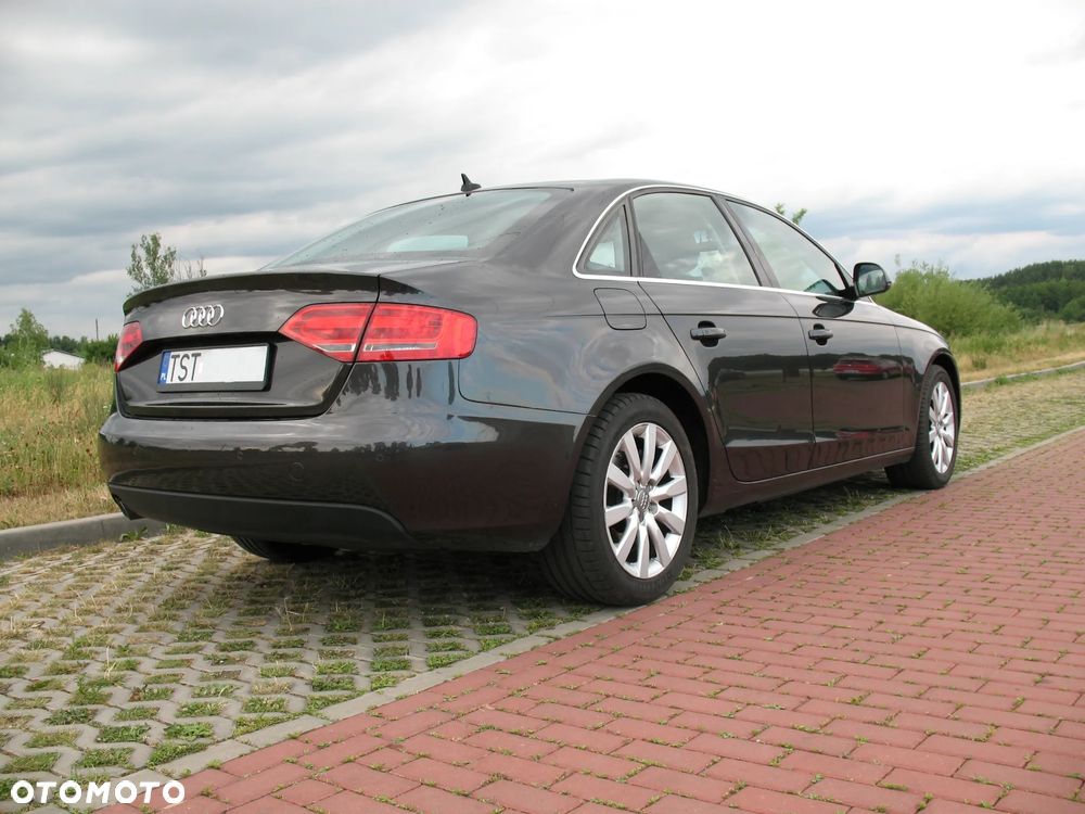 Audi A4 - 4