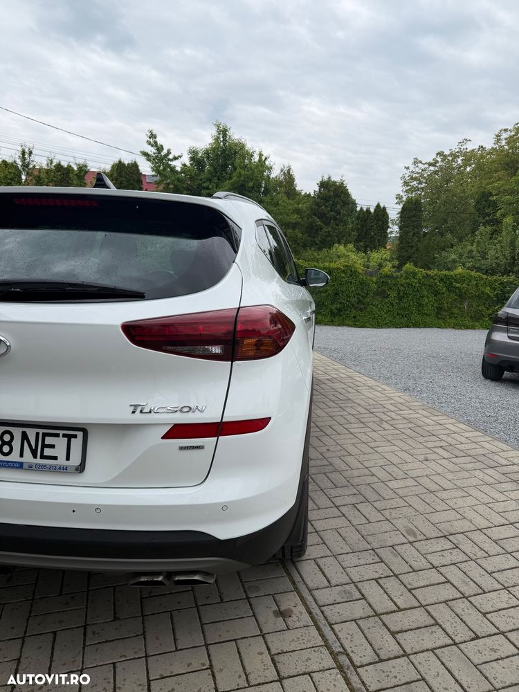 Hyundai Tucson - 8