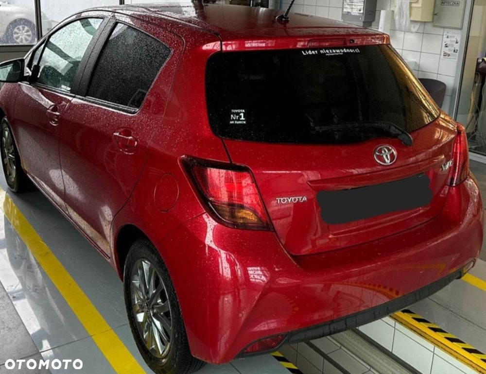 Toyota Yaris 1.33 Premium - 3