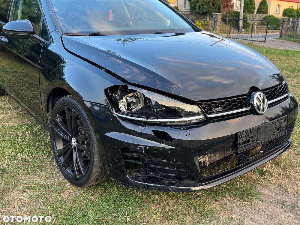 Volkswagen Golf - 4