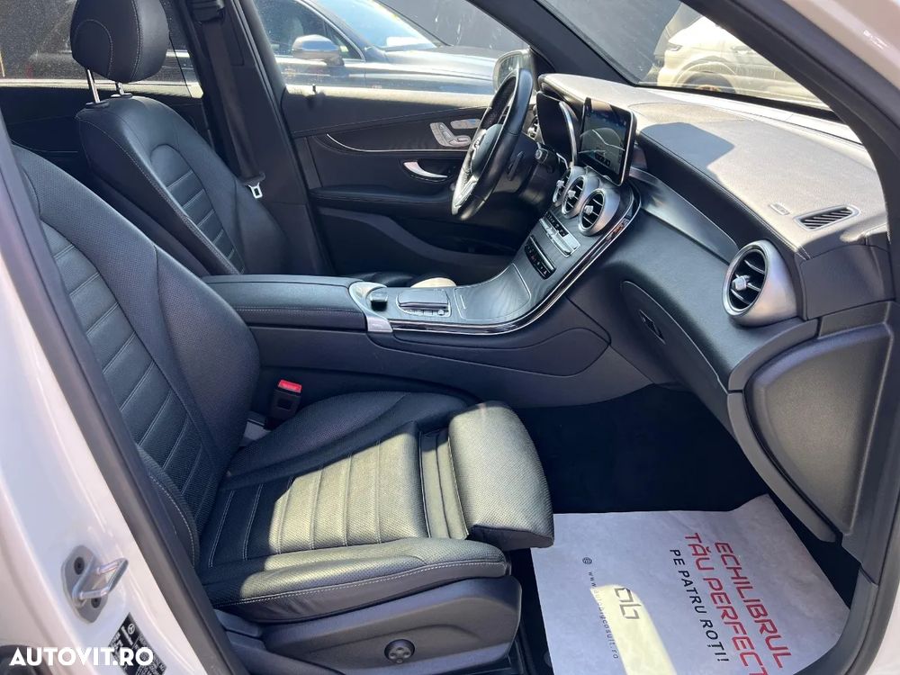 Mercedes-Benz GLC 300 d 4MATIC - 27