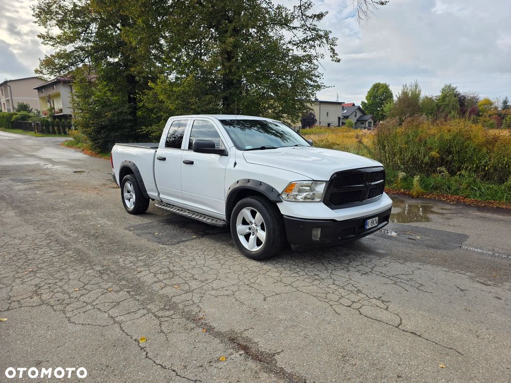 Dodge RAM 5.7 4x4 - 10