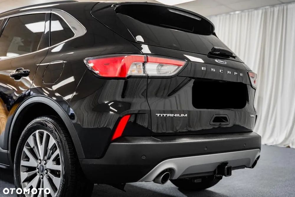Ford Escape 2.0 EcoBoost AWD Titanium - 5