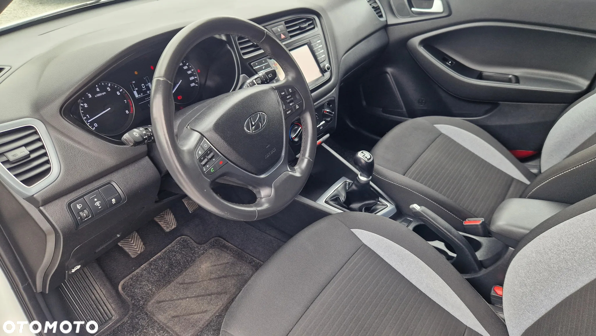 Hyundai i20 1.2 Comfort - 17