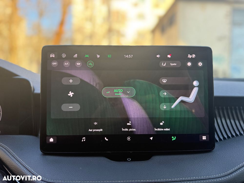 Skoda Superb Combi 2.0 TSI 265 CP 4x4 DSG Laurin & Klement - 15