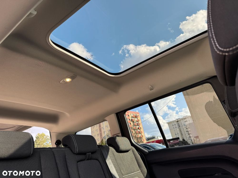 Ford Tourneo Connect - 13