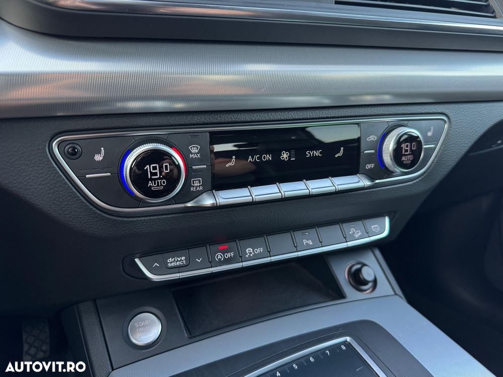 Audi Q5 40 TDI quattro S tronic sport - 12