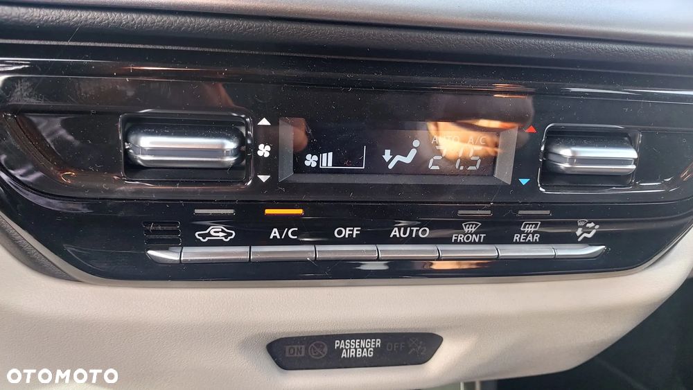 Suzuki Swift 1.2 Dualjet SHVS Elegance CVT - 10