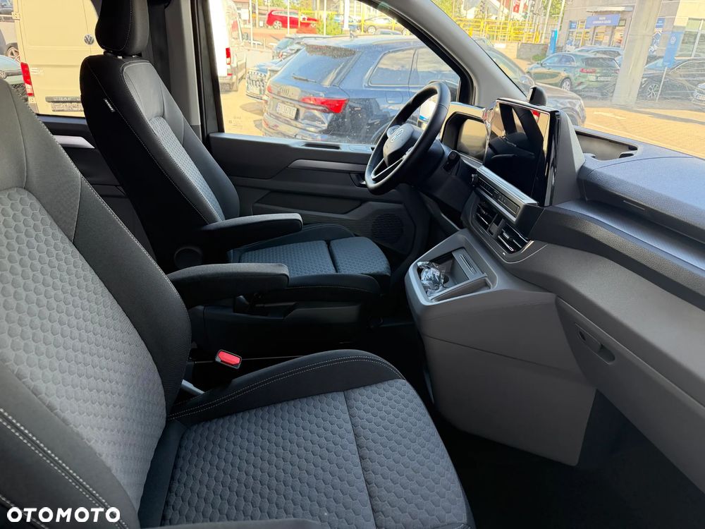 Volkswagen Caravelle - 20