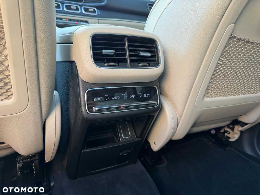 Mercedes-Benz GLE 400 d 4Matic 9G-TRONIC AMG Line - 12