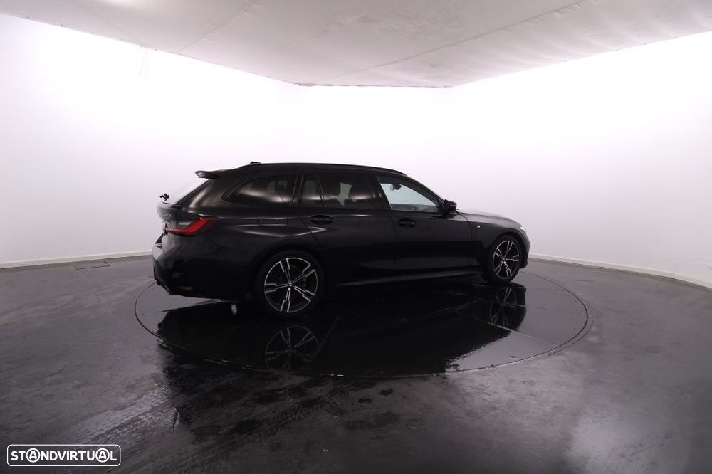 BMW 320 d Touring Pack Desportivo M Auto - 8